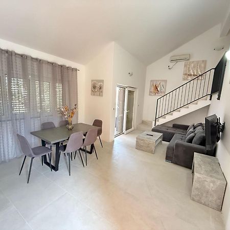 Apartments Andela Петркане Екстериор снимка